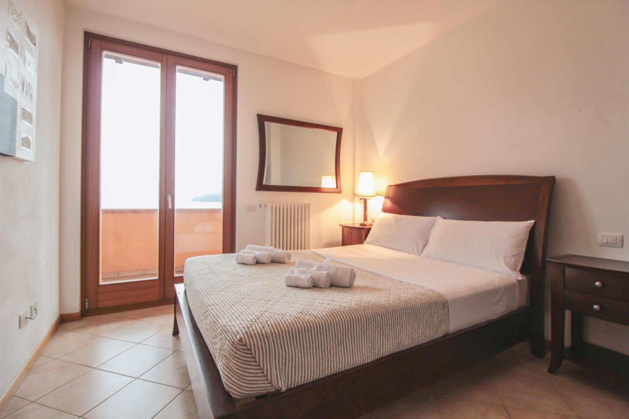 Villa Serena Pianello Del Lario 外观 照片